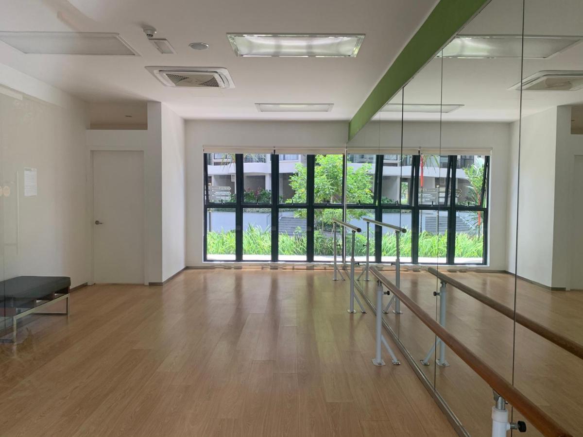 Vesta Homes, Danga Bay Baypoint With Seaview, جوهر بهرو المظهر الخارجي الصورة